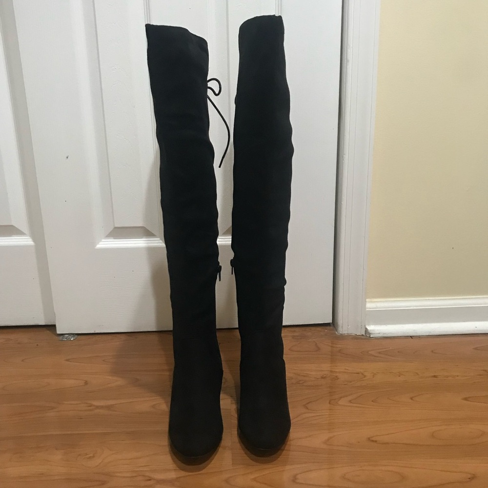 Wild Diva Knee High Boots with Lace Up Back - Black - Women’s Size 7 1/2